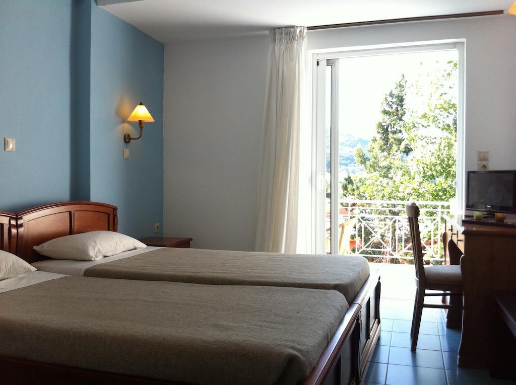 Hotel Three Stars