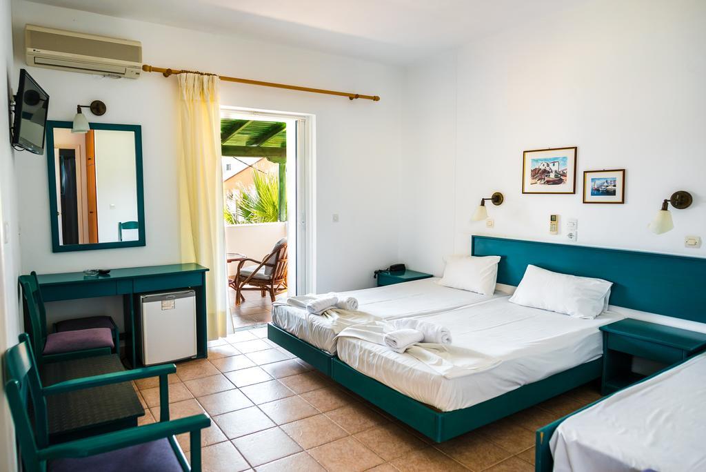Three Stars Hotel 2*