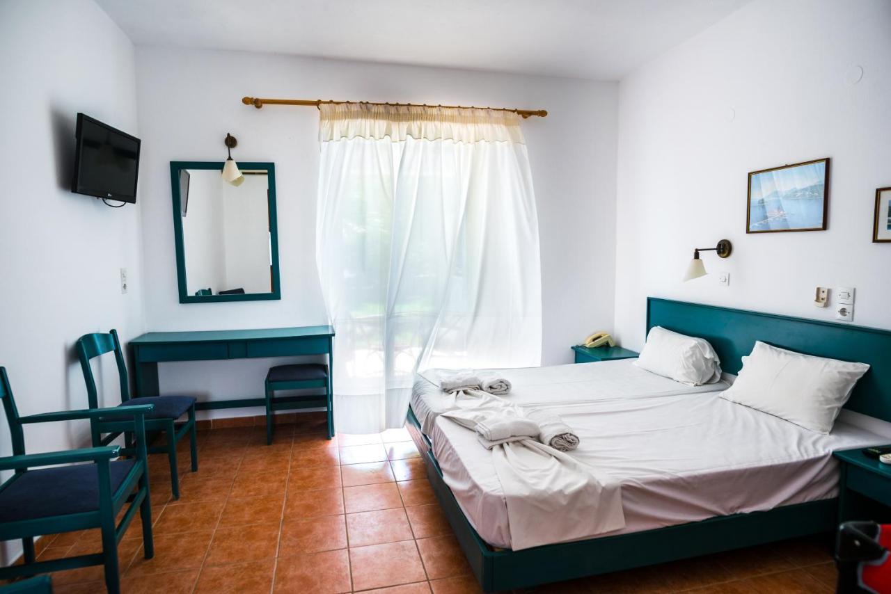 Hotel Three Stars